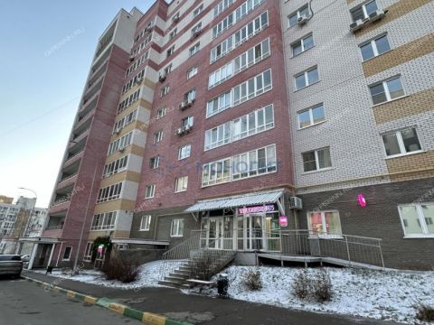 3-komnatnaya-ul-delovaya-d-20 фото