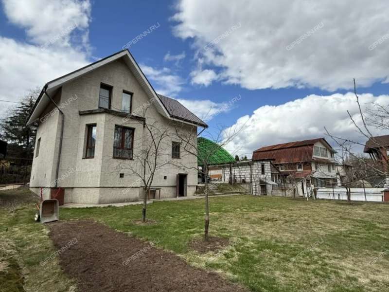 дом на Садовая ул. посёлок Октябрьский