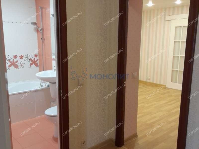 трёхкомнатная квартира на улице Родионова дом 189/24