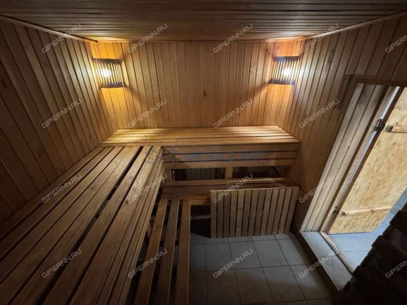 дом на улице Счастливая село Елховка