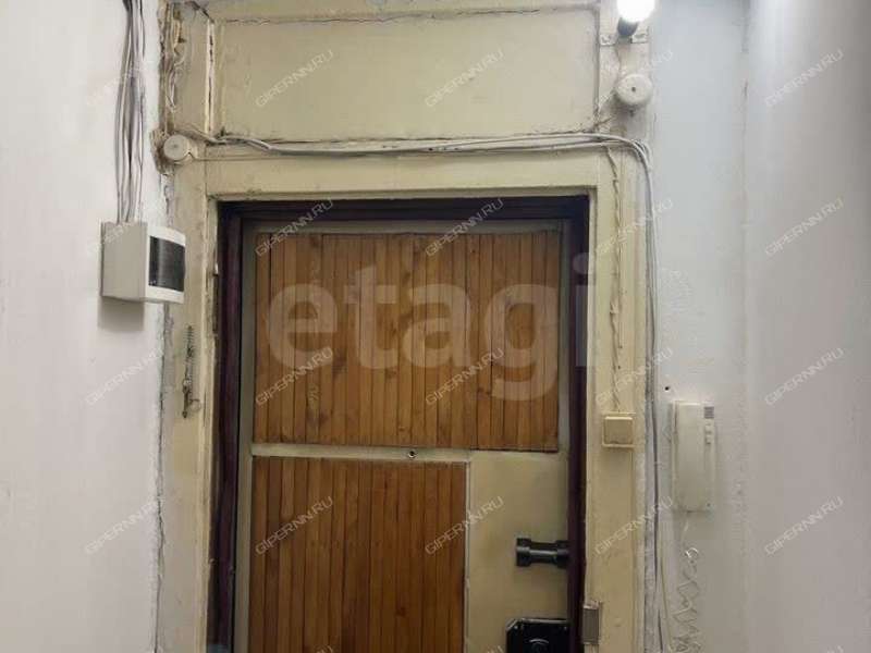 двухкомнатная квартира на улице Лескова дом 11