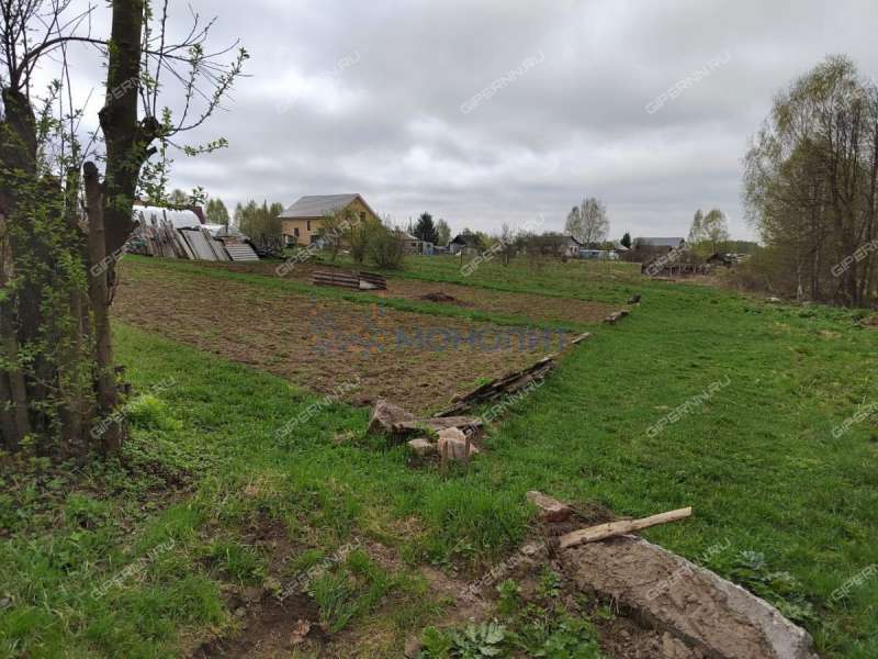 земельный участок 10,72 сотки Комсомольская улица село Зарубино