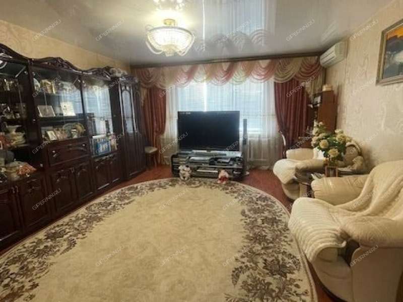 трёхкомнатная квартира на проспекте Ильича дом 39  к2