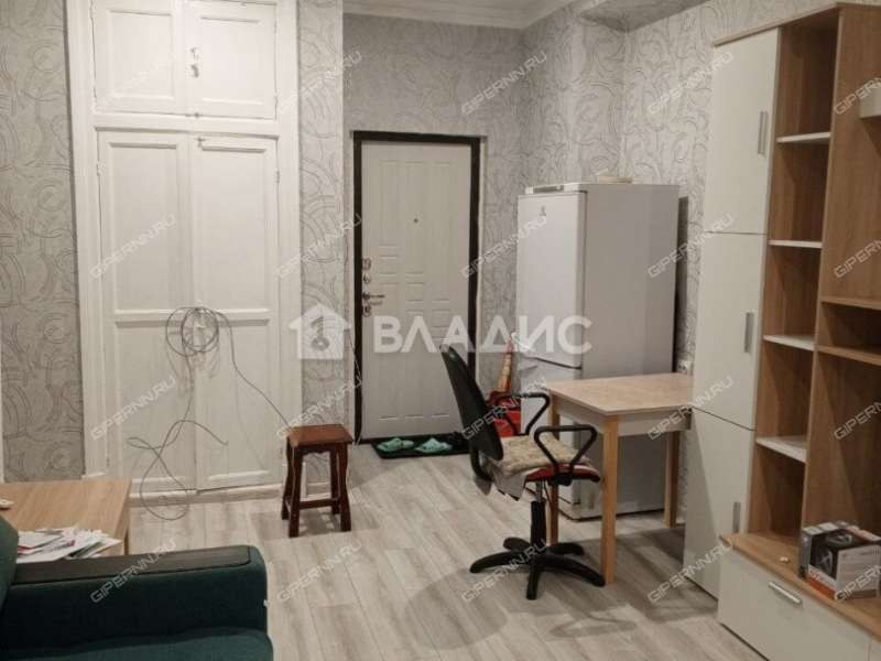 комната в доме 28 на улице Вождей Революции