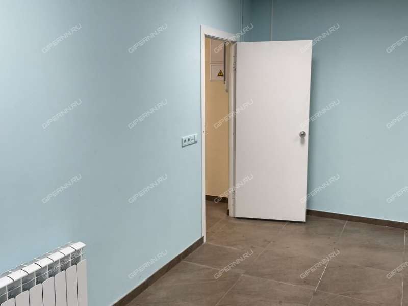 помещение под помещение свободного назначения, торговую площадь на улице Ванеева