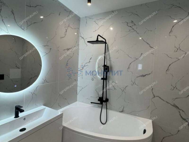 трёхкомнатная квартира на улице Композитора Касьянова дом 11