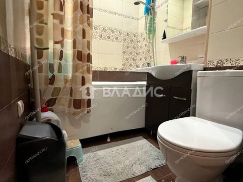 3-komnatnaya-ul-ivana-chugurina-d-3 фото