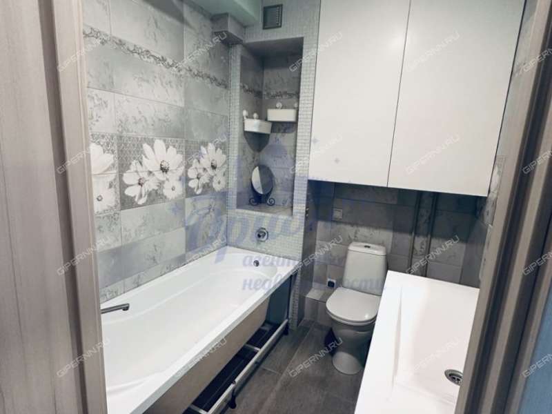 двухкомнатная квартира на улице Невзоровых дом 35