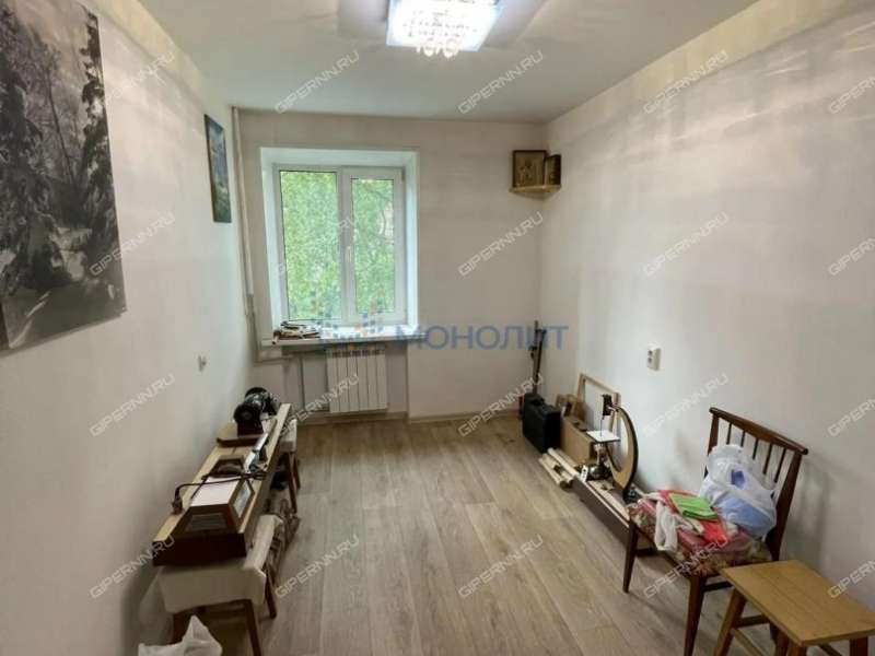 трёхкомнатная квартира в 2-м микрорайоне дом 20 город Кстово