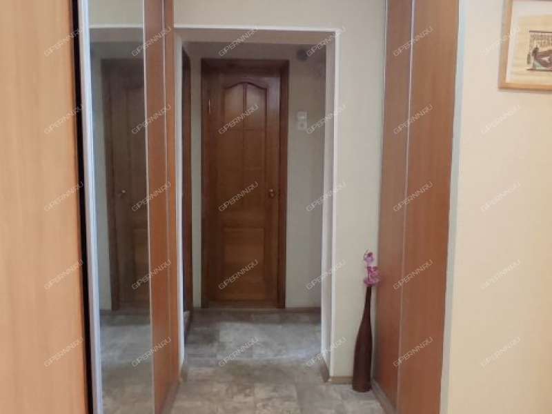 трёхкомнатная квартира на улице Куйбышева дом 59