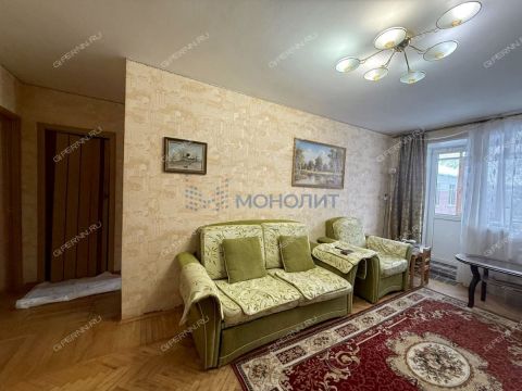 3-komnatnaya-ul-osharskaya-d-94 фото