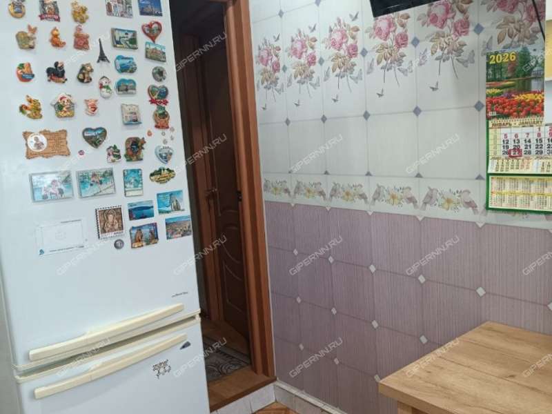 трёхкомнатная квартира на проспекте Кирова дом 16