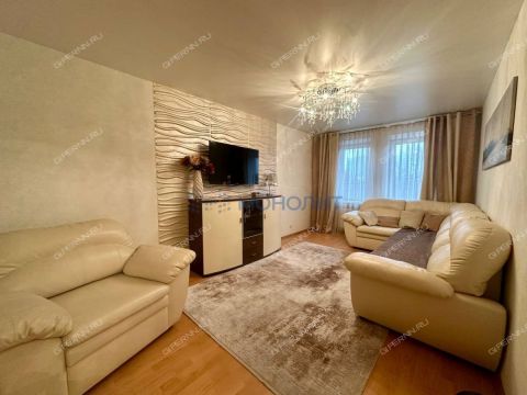 3-komnatnaya-ul-narodnaya-d-26 фото