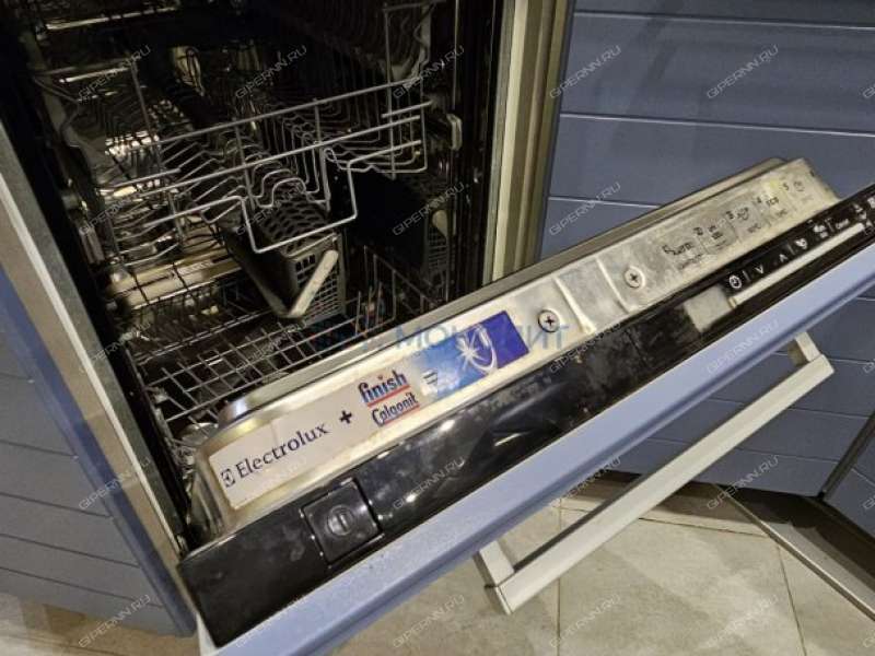 трёхкомнатная квартира на Космической улице дом 54