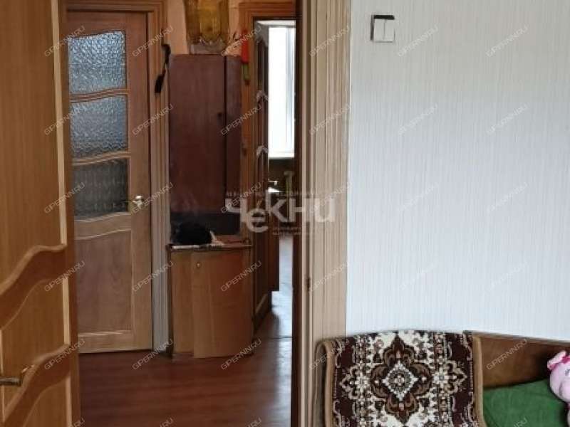 трёхкомнатная квартира на улице Героя Безрукова дом 8