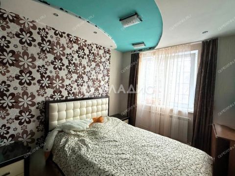 3-komnatnaya-ul-ivana-chugurina-d-3 фото