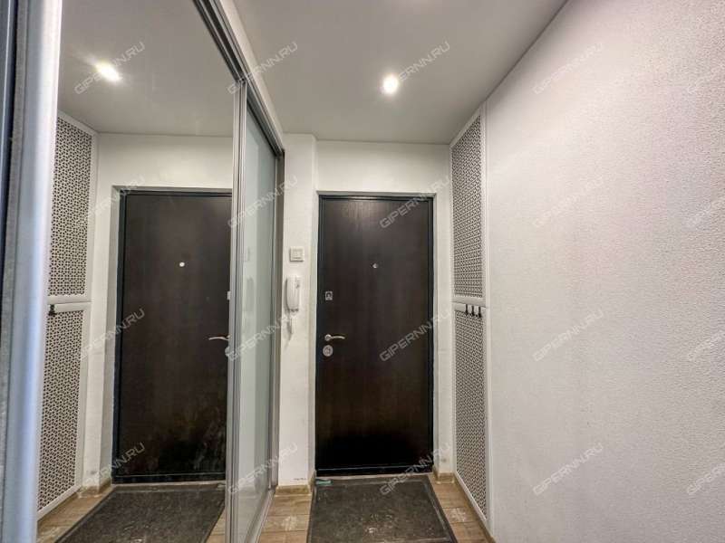 трёхкомнатная квартира на улице Юлиуса Фучика дом 39