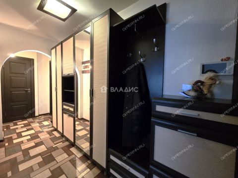 3-komnatnaya-ul-poltavskaya-d-35 фото