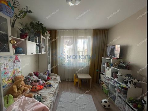 2-komnatnaya-ul-romantikov-d-6 фото