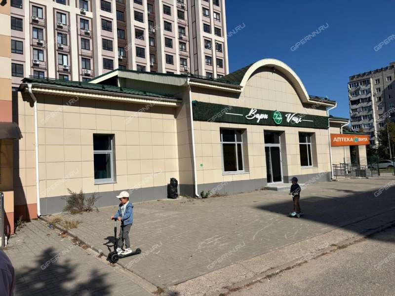 здание под офис, торговую площадь на бульваре Космонавтов город Дзержинск