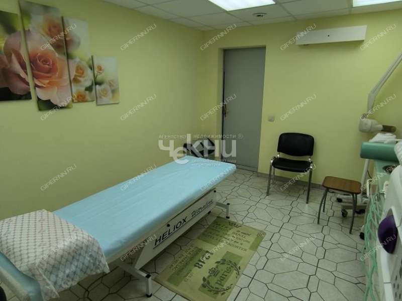 помещение под помещение свободного назначения на улице Звездинка