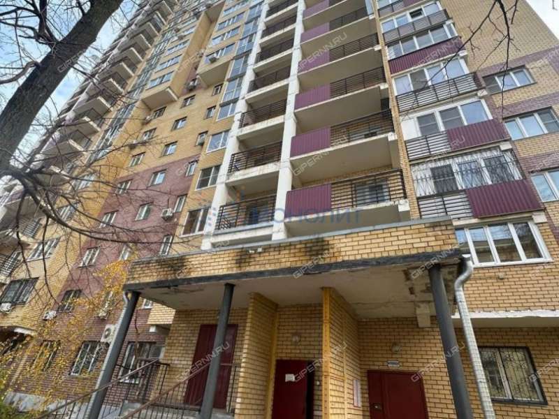 однокомнатная квартира на улице Июльских Дней дом 19