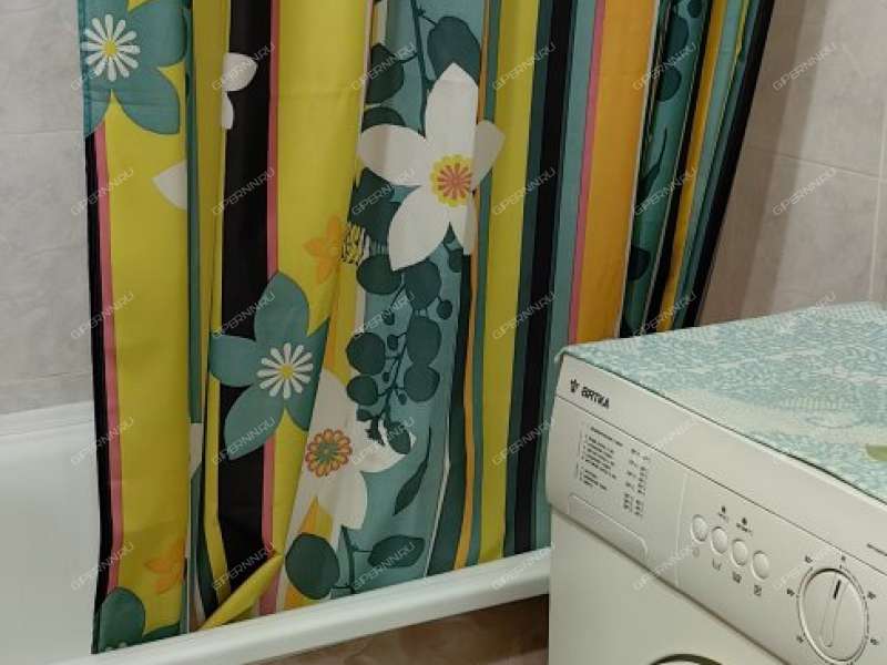 трёхкомнатная квартира на улице Октябрьской Революции дом 42