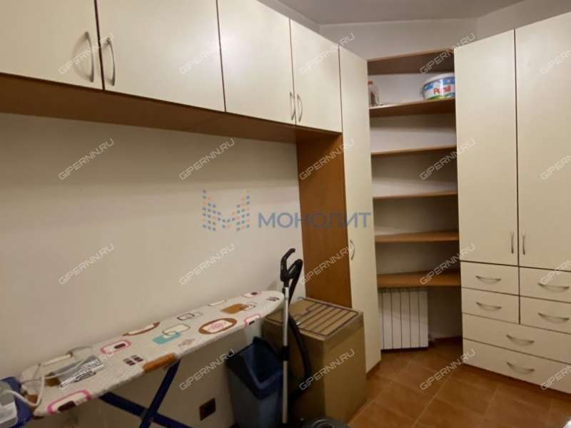 трёхкомнатная квартира в Университетском переулке дом 5а