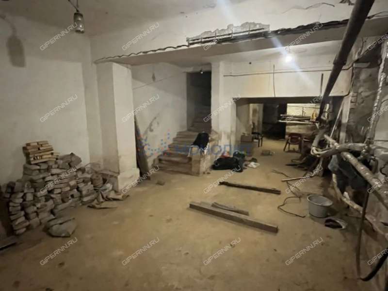 помещение под помещение свободного назначения на улице Энгельса