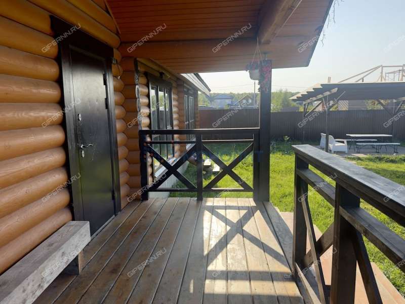 дом на улице Счастливая село Елховка