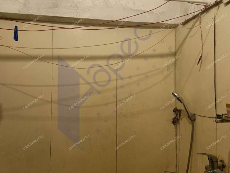 двухкомнатная квартира на улице Бурденко дом 12