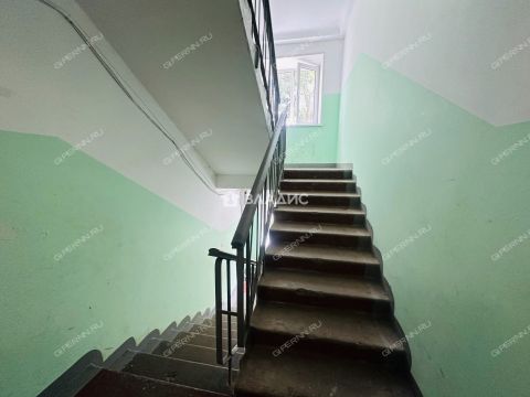 2-komnatnaya-rabochiy-poselok-pervoe-maya-balahninskiy-municipalnyy-okrug фото