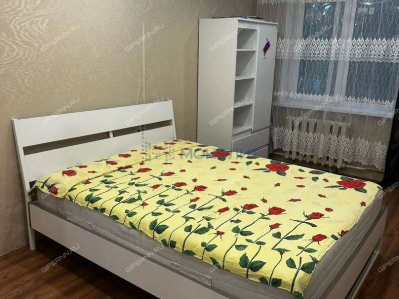 двухкомнатная квартира в 2-м микрорайоне дом 23 город Кстово