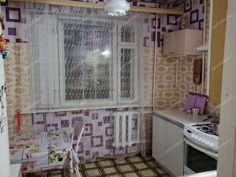 двухкомнатная квартира на проспекте Бусыгина дом 50