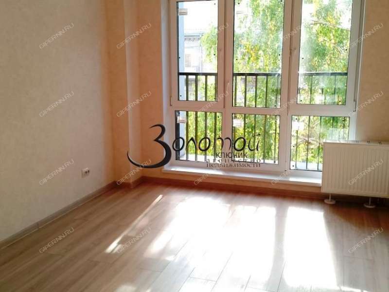 трёхкомнатная квартира на улице Дружаева дом 30