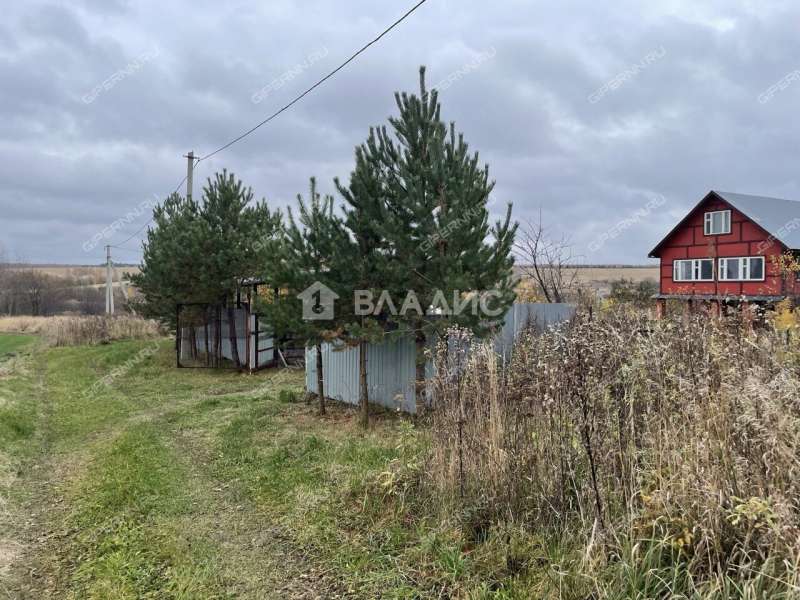 дом на  село Выездное