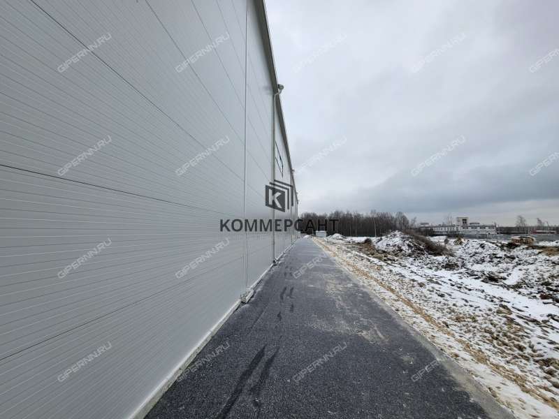 здание под офис, торговую площадь на Московском шоссе