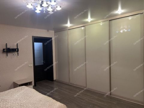 kvartira-studiya-ul-arkadiya-gaydara-d-26 фото