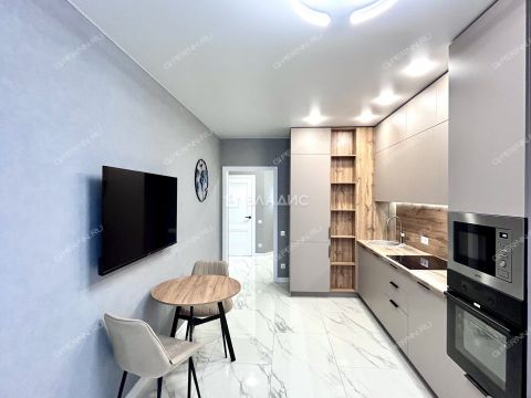 2-komnatnaya-ul-rodionova-d-202 фото