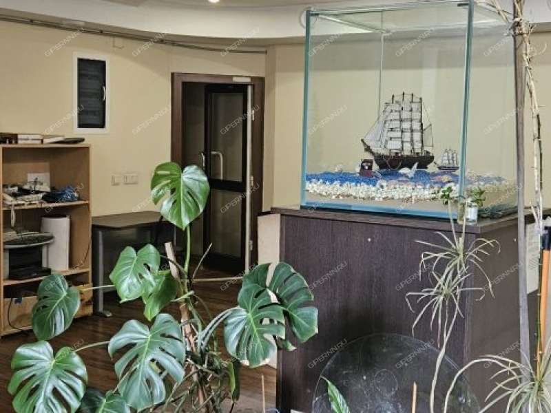 здание под офис на улице Щербакова