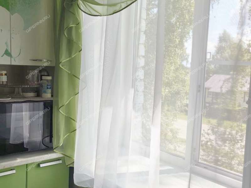 трёхкомнатная квартира на Школьной улице дом 23 посёлок Ждановский