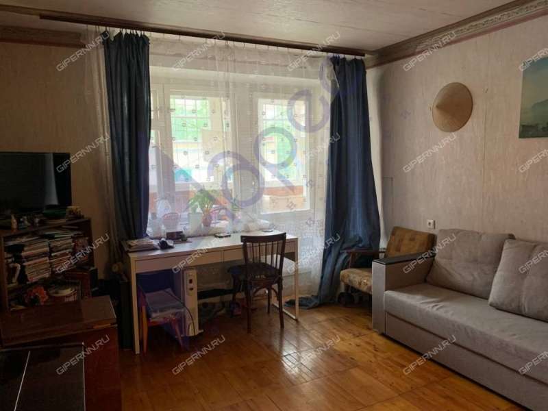 трёхкомнатная квартира на улице Воровского дом 11