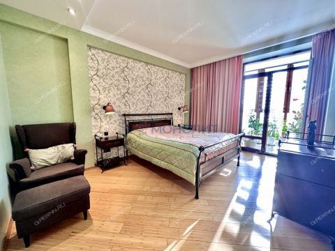 3-komnatnaya-ul-korolenko-d-19b фото