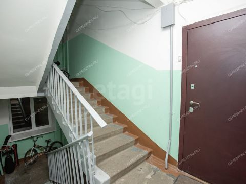 2-komnatnaya-ul-monchegorskaya-d-7a фото