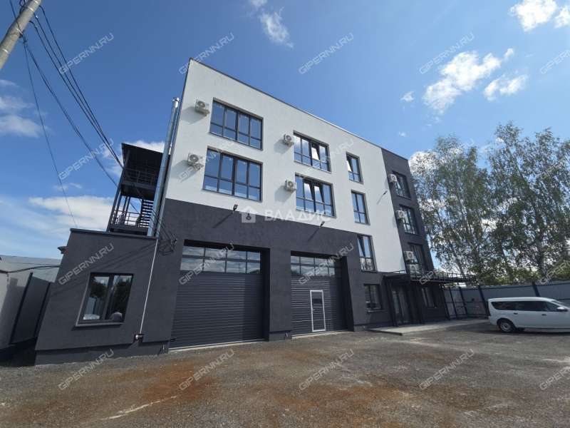 здание под офис, торговую площадь на улице Ларина