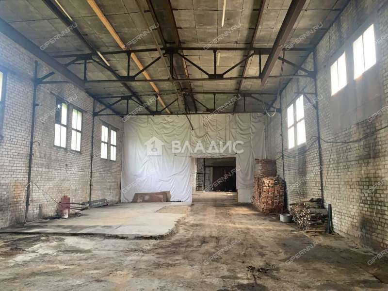 помещение под производственную площадь на улице Чернышевского город Семёнов