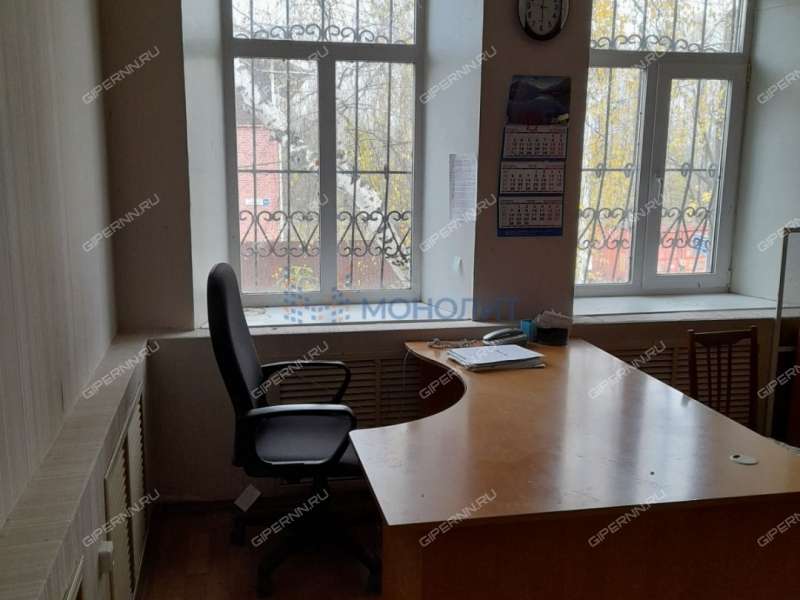 здание под офис, торговую площадь на улице Седова село Работки