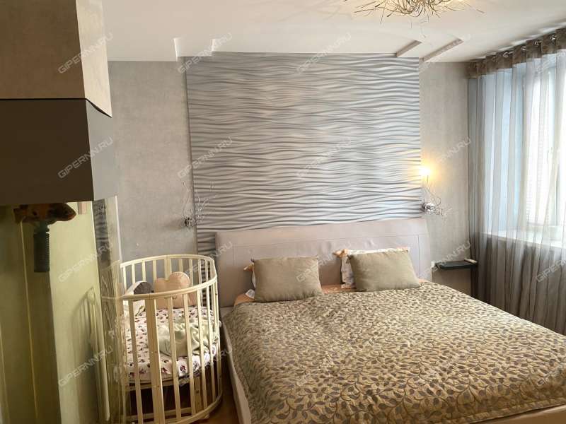 трёхкомнатная квартира на Варварской улице дом 40б