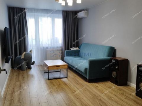 3-komnatnaya-ul-sergeya-akimova-d-23 фото