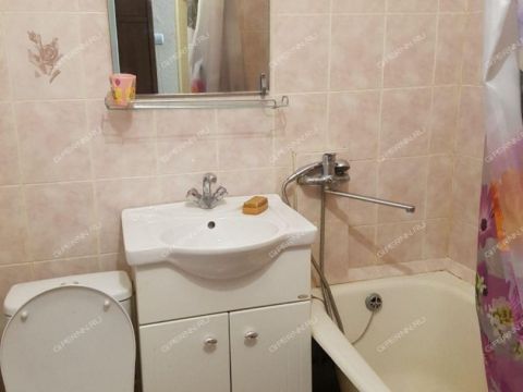 1-komnatnaya-ul-plotnikova-d-2 фото